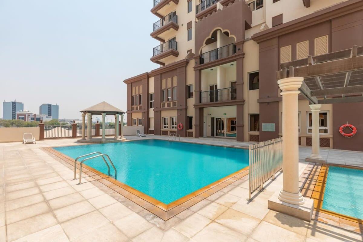 Frank Porter - Canal Residence Dubai Buitenkant foto